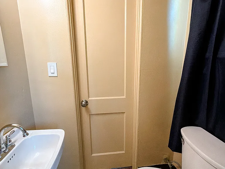 2801 W Glenrosa Ave — Photo 16