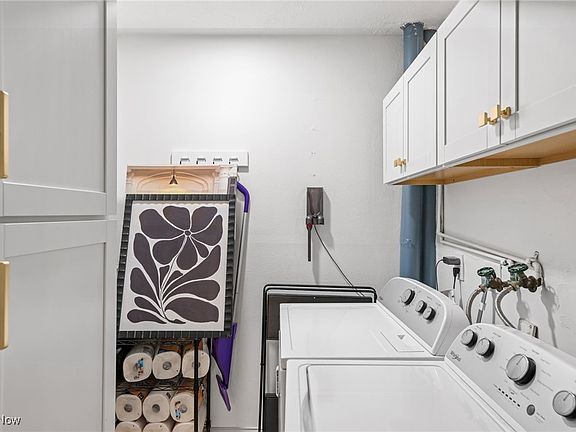 4th image of 1300 Culpepper Dr APT 1B