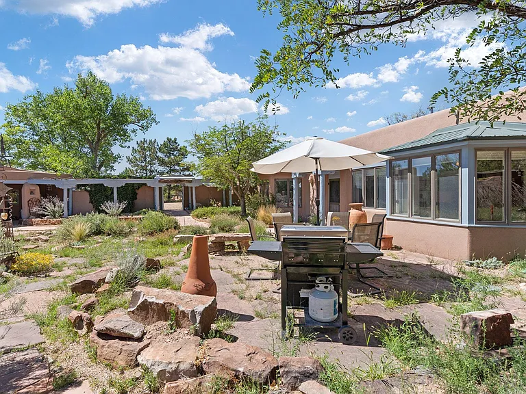1316 Cerro Gordo Rd — Photo 35