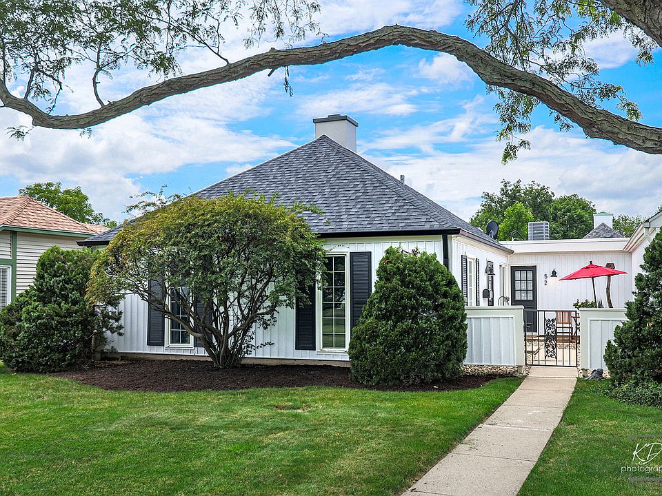 1st image of 52 Garden Dr #52