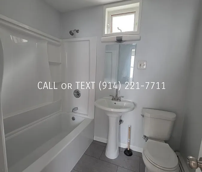 33 Union Ln #2 — Photo 8