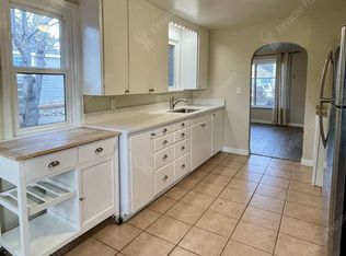 1427 NW 5th St, Bend, OR 97703