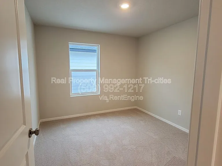 7752 Ranchland Ln — Photo 21