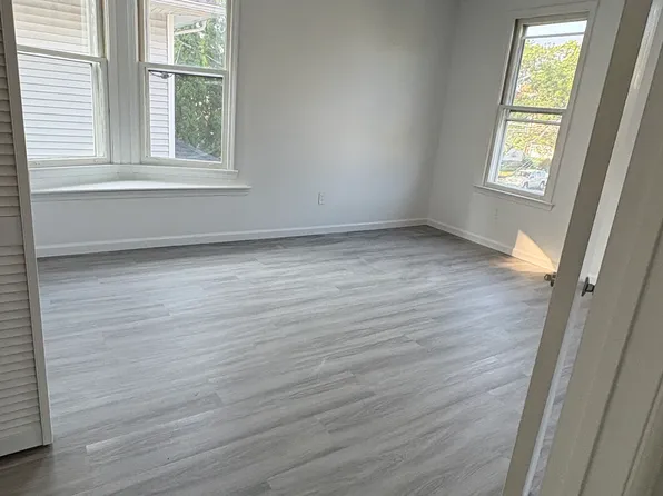 474 Washington Ave #2, West Haven, CT 06516