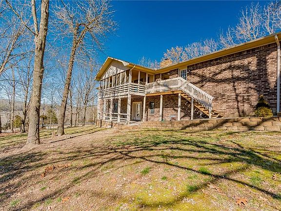 2nd image of 39 Churchill Dr
