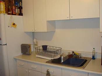 2nd image of 119 Jessie St