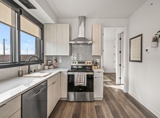 Laurel and Olive, Minneapolis, MN 55406