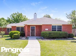 1040 Scenic Dr, Justin, TX 76247