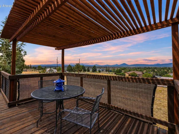 10711 SW Shad Rd, Terrebonne, OR 97760