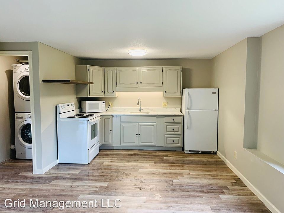 1st image of 19 Harvest Ln #5