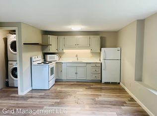 19 Harvest Ln #5, White River Junction, VT 05001