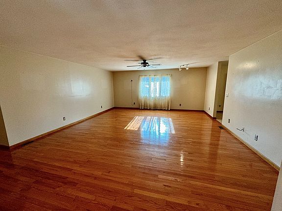 3rd image of 2408 N New St