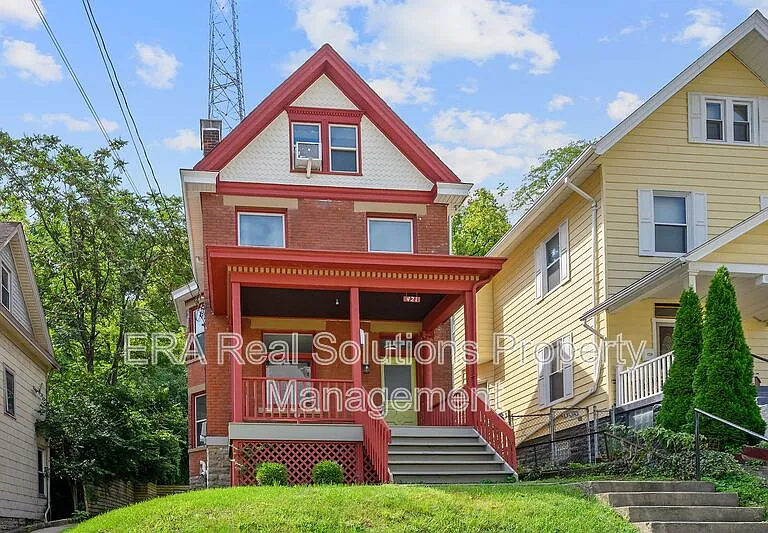 421 Dorchester Ave — Photo 1