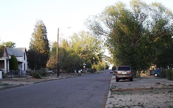 2nd image of 1024 E 9th St