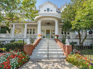 216 E Fern Rd, Wildwood Crest, NJ 08260