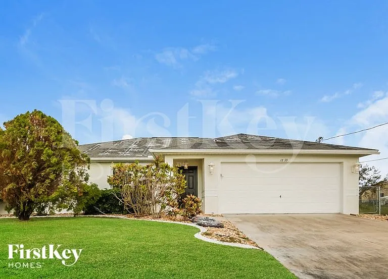 1839 NW 19th Pl — Photo 1