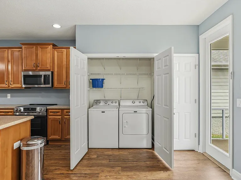 3105 Mist Flower Rd — Photo 16