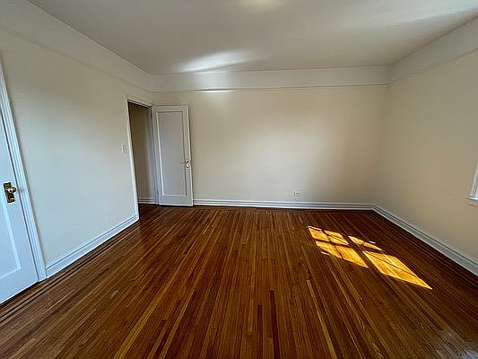 4th image of 83-43 118th St #4H