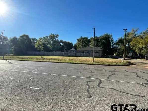 524 W Gentry Pkwy, Tyler, TX 75702
