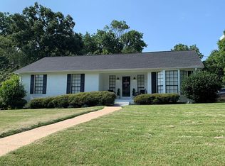1102 Dearing Downs Dr, Helena, AL 35080