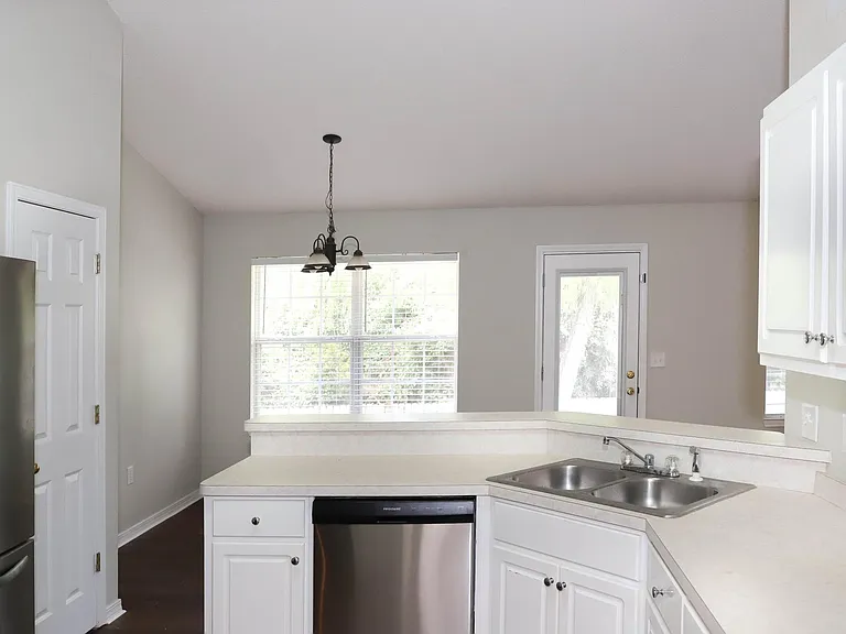 4892 Jaimee Leigh Dr — Photo 8