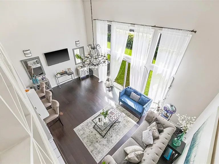 4265 Brentwood Park Cir — Photo 18