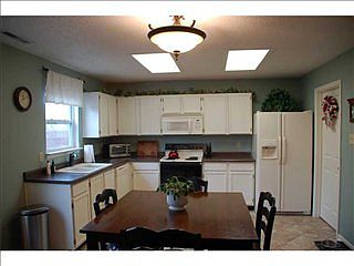 2nd image of 3203 Carica Dr