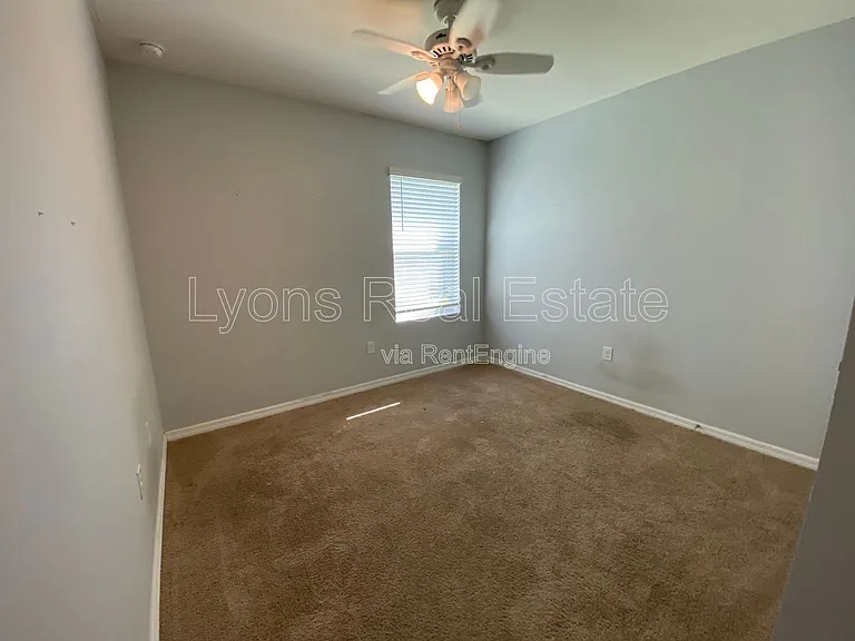 3425 Cancun Ct — Photo 14