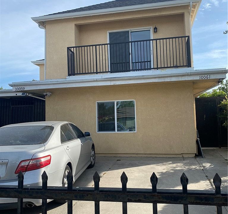 1st image of 10059 Woodale Ave