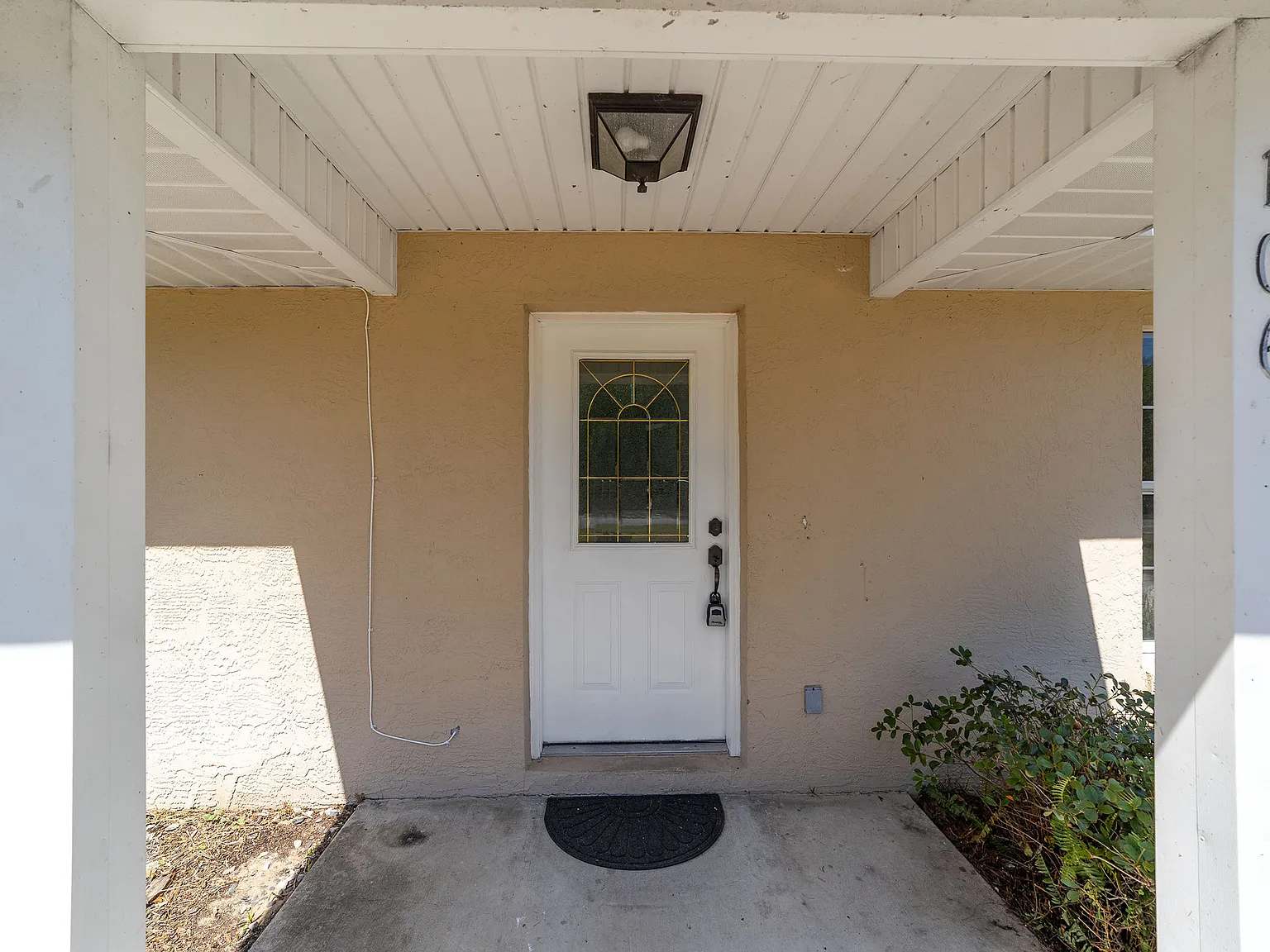 3 bed, 2.0 bath, 1412 sqft, $1,675 — Photo 3