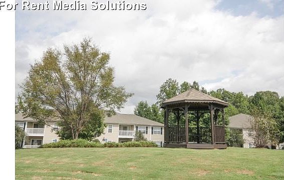 5th image of 910 Lanier Mill Cir