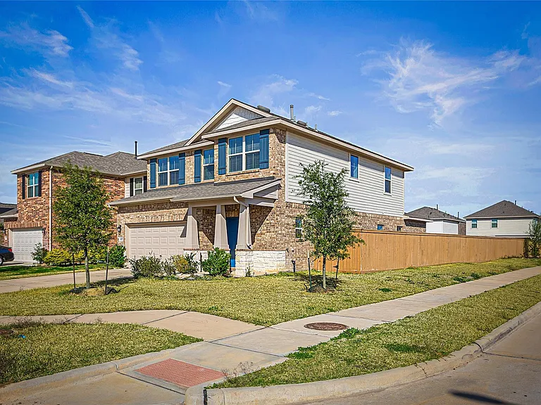 400 Camino Bay Dr — Photo 2