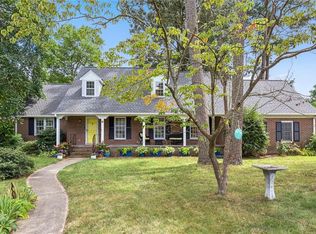 2 Glen More Dr, Poquoson, VA 23662