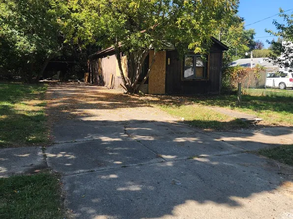 1308 Barney Ave, Flint, MI 48503