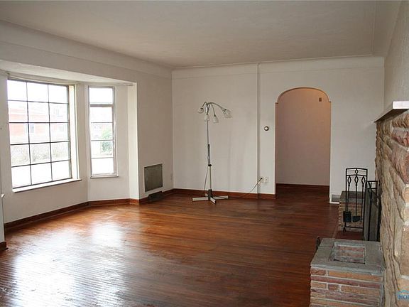3rd image of 238 Bihl Ave