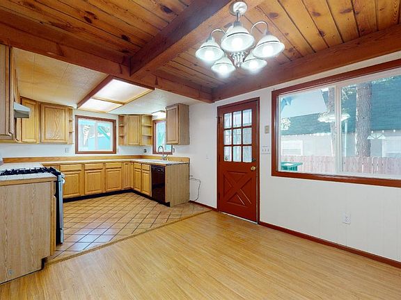 5th image of 31589 Silver Spruce Dr
