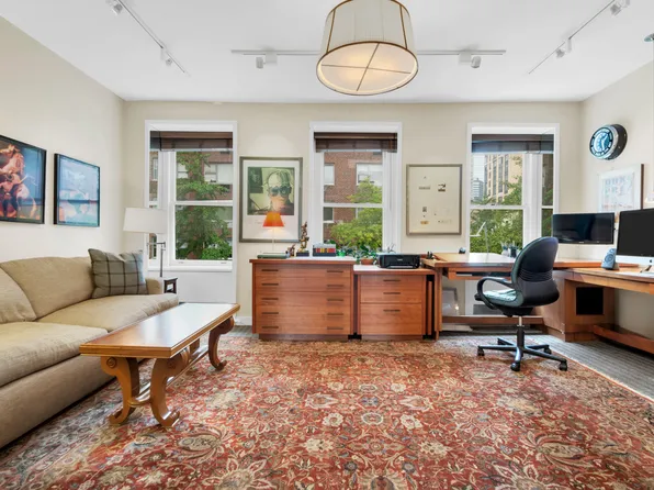 7 Beekman Place image 17 of 20