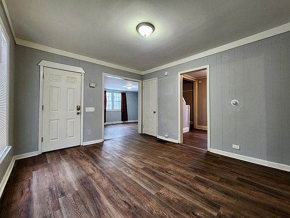 3rd image of 670 Garson Ave