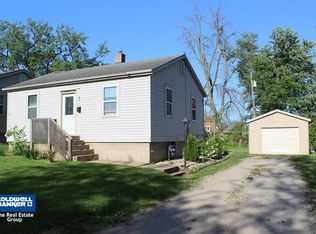 828 E Holm Dr, Joliet, IL 60432