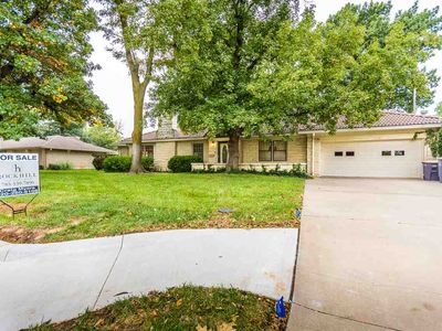 525 Westview Dr, Manhattan, KS, 66502