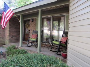 1613 Moss Creek Rd, Waycross, GA 31501