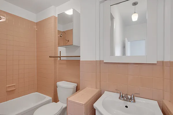 Rented by Compass | media 12