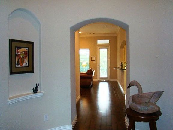 4th image of 288 Waterford Ln