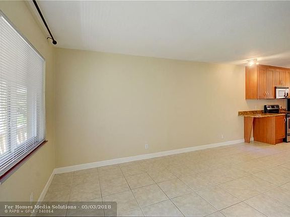 3rd image of 2643 NE 8th Ave APT 12