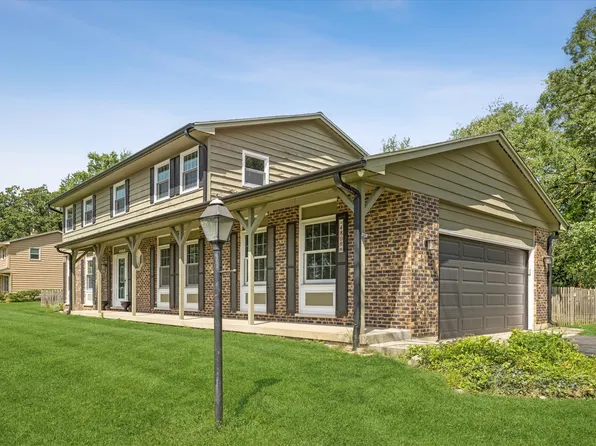 4808 Burman Dr, Crystal Lake, IL 60014