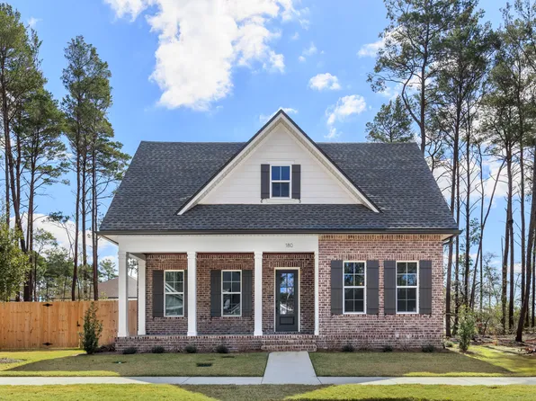180 Caraway Dr, Niceville, FL 32578