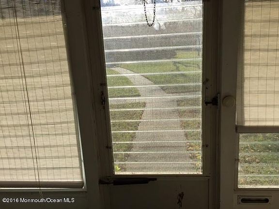 4th image of 1071A Argyll Cir