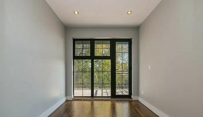 Rented by Brooklyn Group | media 6