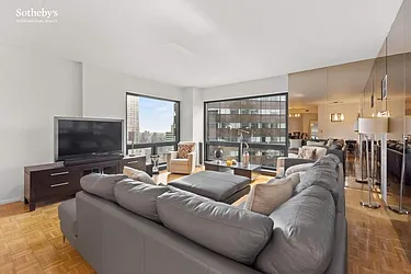 Rented by Sotheby's International Realty