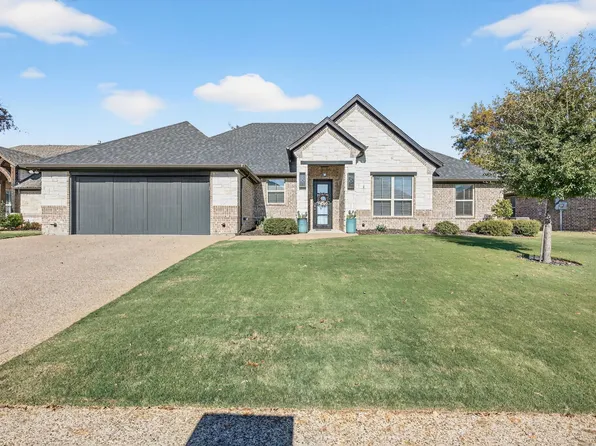 1019 Anna Cir, Granbury, TX 76048